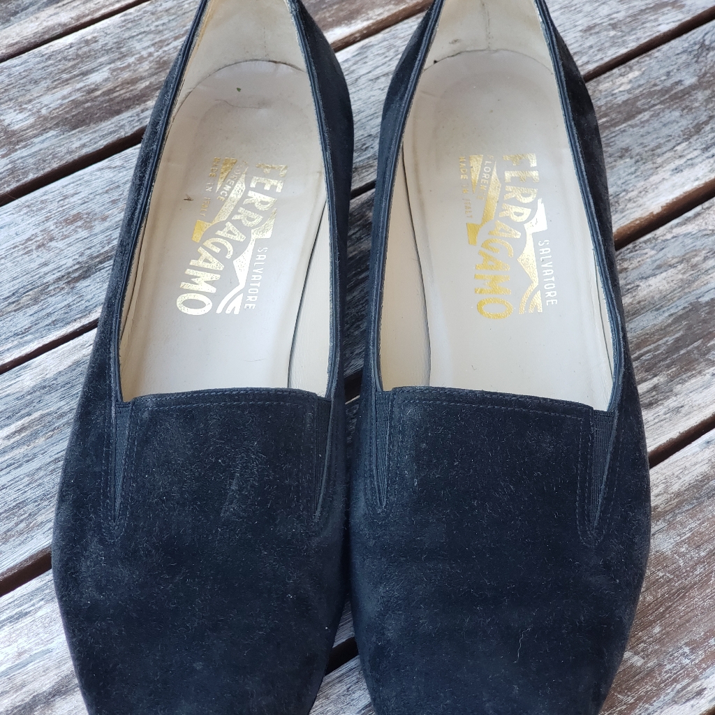 Salvatore Ferragamo Black Suede Flats Shoes Narrow